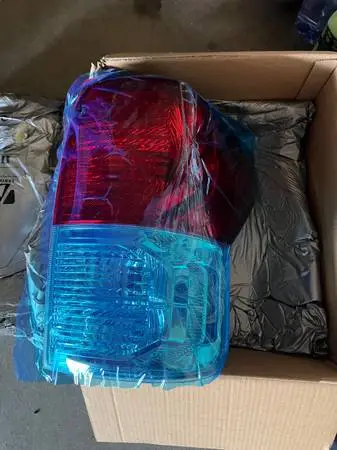 2011 Toyota Tundra new passenger tail light