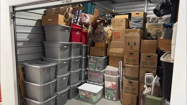 WANTED! Old Storage Unit Contents You would like to get rid of.