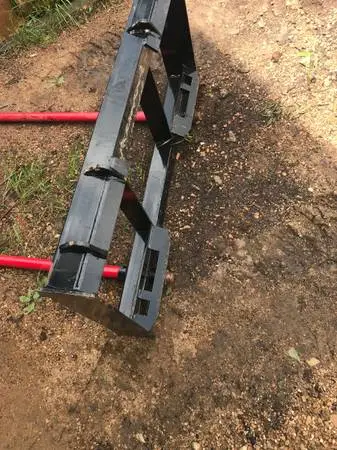 Skid steer hay spear