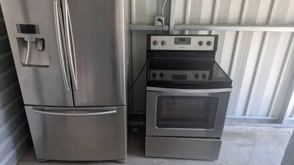 Samsung refrigerator stainless steel electric stove 575$