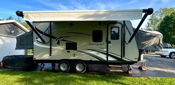 2015 Keystone Passport 177exp hybrid camper