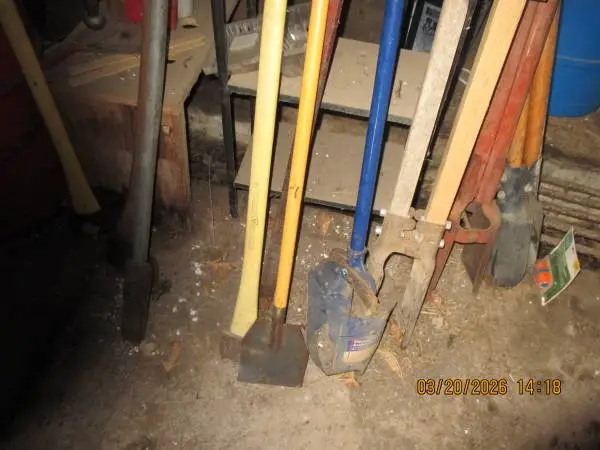 lawn and garden tools