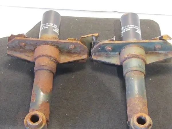 BMW E32 Bumper Shock Absorber Rear (2) 51121949279