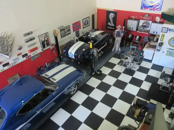 MAN CAVE/GARAGE ITEMS