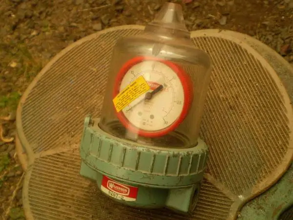 wilkerson 30 psi gage  see 1000s of items 4 sale