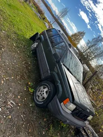 Must go asap 1993 Jeep Grand Cherokee
