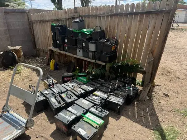Car or truck battery’s