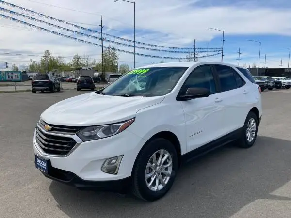 2020 Chevrolet Equinox LS AWD / Low miles