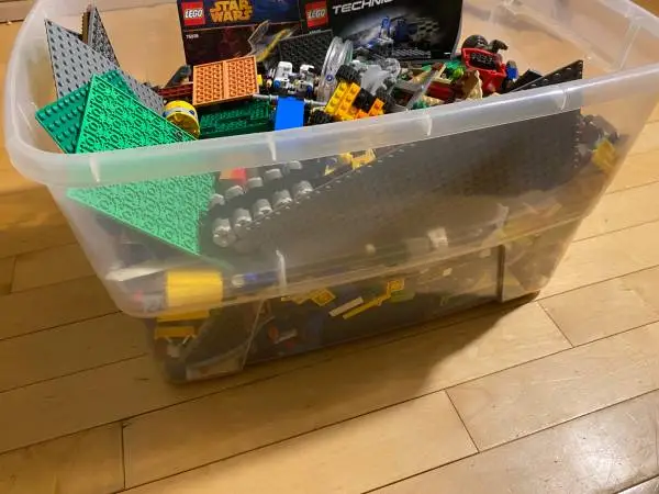 LEGO - LEGOS - 15 Pound Lot -Star Wars - Technic- Clean -No Off Brand