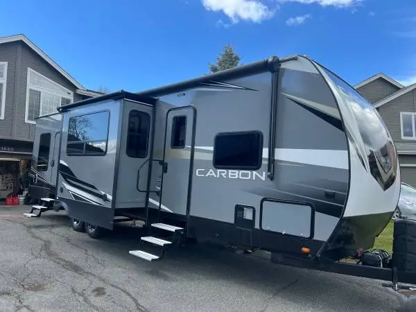 2020 Keystone Carbon 36 Toy Hauler