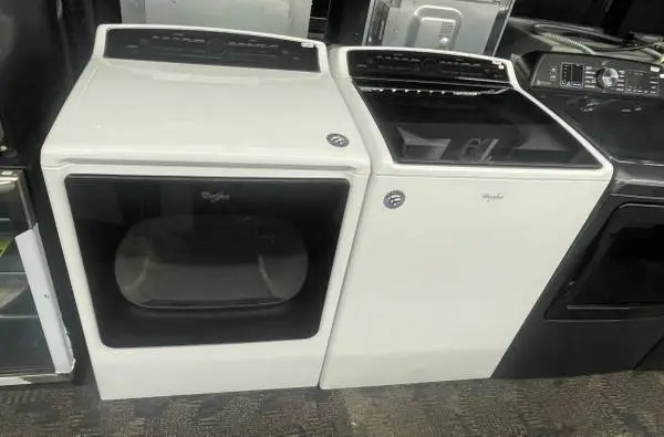 Whirlpool Cabrio washer and gas dryer