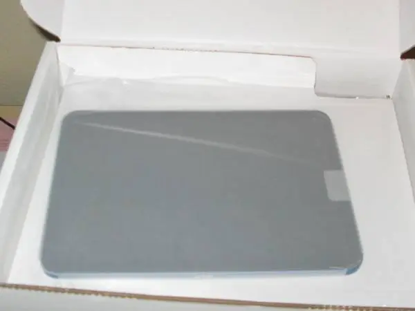 Iphone- 15 pro max  and a tablet 9.5 screen UNLOCKED