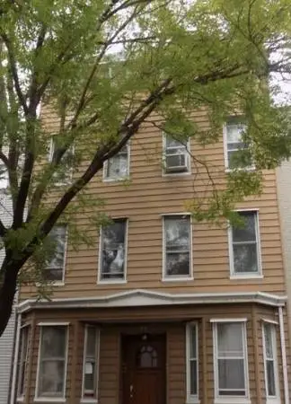 Quadplex! R6B Zoning - FSBO! Over 4500 sq feet in