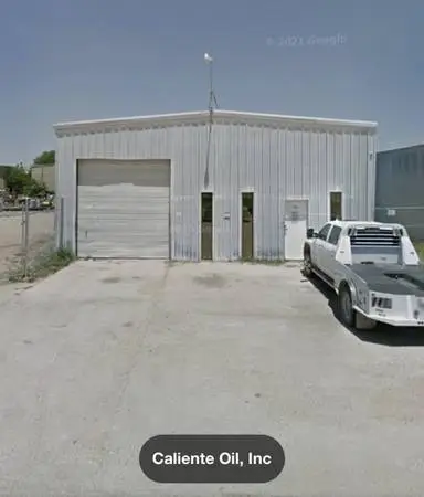 Commercial building for rent
