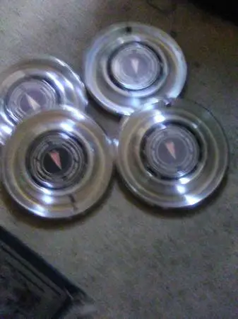 15 PONTIAC HUBCAPS SET OF FOUR