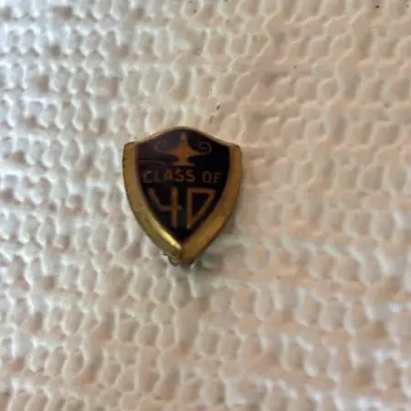 Vintage Jostens or Balfour High School Class Graduation Lapel Pin