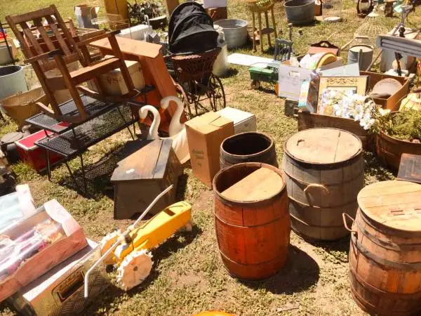 Miltonvale Kansas has 32+ GARAGE SALES JUNE 4,5,6,7 CITY WIDE - HWY 24