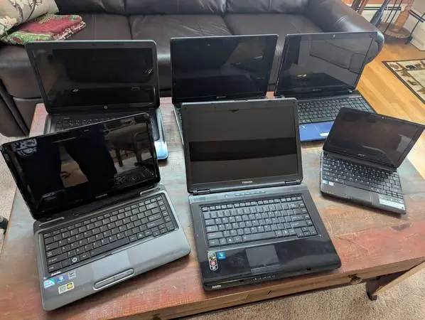 Laptops for sale, missing power cords