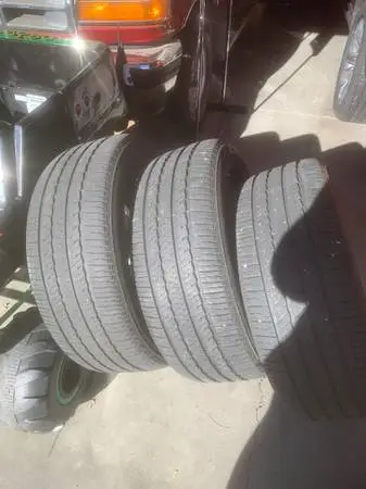 265 50 20 Bridgestone