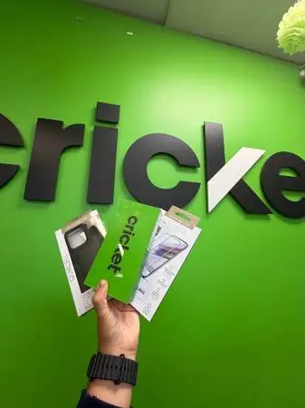 Get the Motorola Edge 2025 for FREE when you switch to Cricket!!!