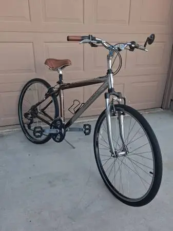Trek 7100 Comfort Cruiser Bike PRICE is FIRM