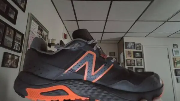 New Balance T-410 running shoes