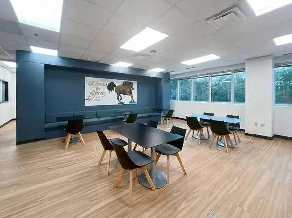 Get the Best of Both Worlds: Co-Working Access with Full Amenities