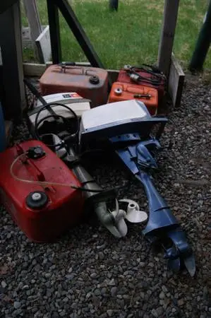 2 outboards