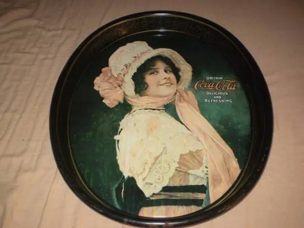 Coca-Cola Vintage 1972 Metal Serving Tray 1914 Betty Girl