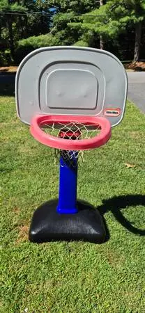 Little Tikes Basketball Hoop
