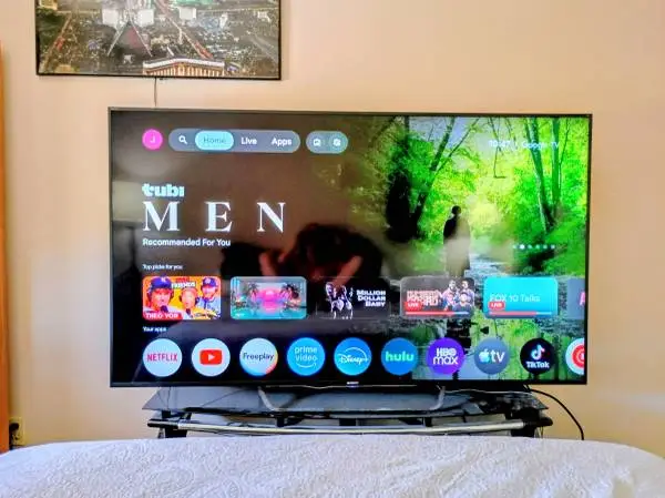 75 inch Sony Bravia 3D Smart tv with remote and glasses