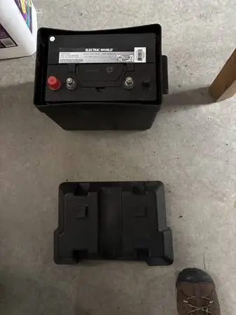 12V 550 CCA Deep cycle battery with box+strap