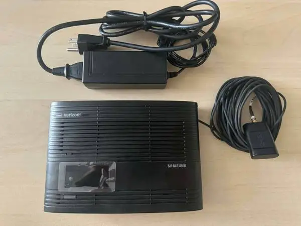 Samsung SLS-BU10B 4G LTE Cellular Signal Booster for Verizon - Black