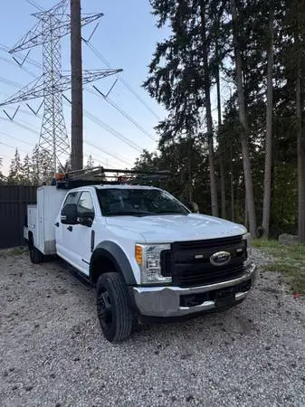 2017 Ford F550 6.7 Turbo Diesel PowerStroke Service Bed