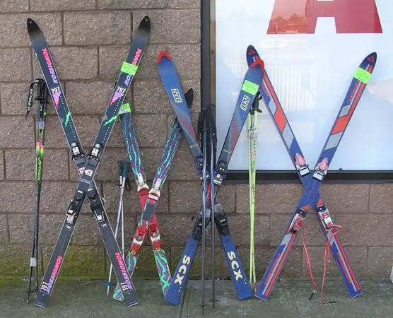 Vintage Skis Good for Decoration or Shot Ski