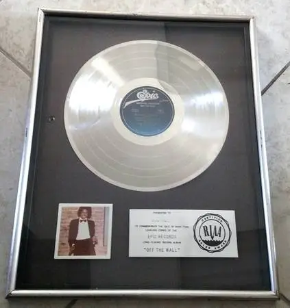 BUYING GOLD & PLATINUM RECORD AWARD PLAQUES