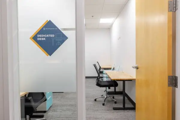 Professional Dedicated Desk Spaces for Rent in Denver