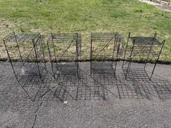 4 Wire Display Racks