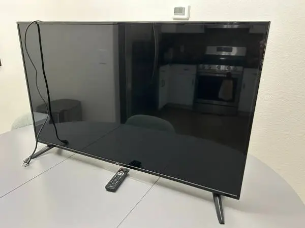 42 NON Smart TV