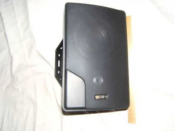 ADVENT Marbl Indoor Outdoor Speaker new never used $20.00