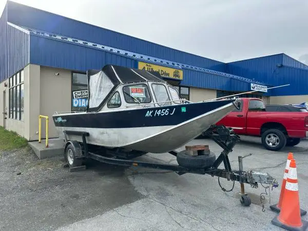 Jet Boat 22 Foot Aluminum V8