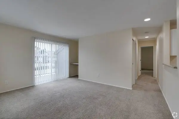 #73- Beautiful 1st Floor spacious two Bedroom with washer and dryer