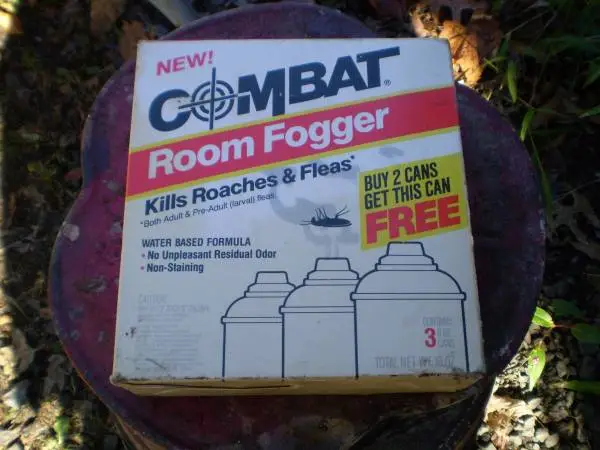 Bug bombs  combat 3   in box kills all bugs