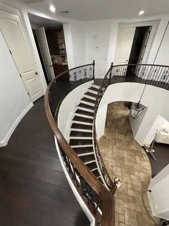 Flooring Installation/ Floor Installer / Flooring installer(LICENSED)