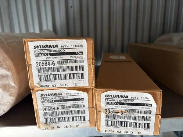 case of 10 Sylvania  Dulux L bulbs FT40DL/830/RS/ECO