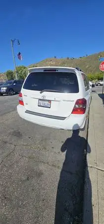 05 Toyota Highlander