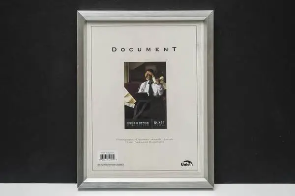 8½ X 11 Uniek Metal Picture or Document Frame