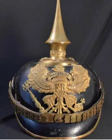 Wanted: vintage military antiques and/or collectibles WWI WW2 WWII