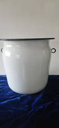 Enamelware Chamber Pot
