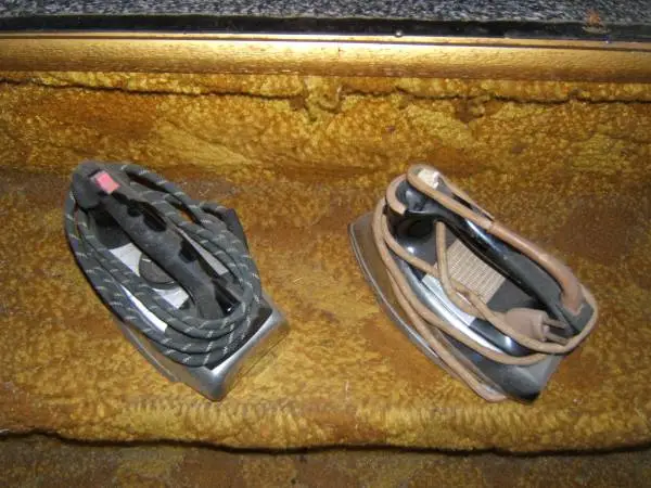 Vintage working iron GE & hoover both made in the good old USA